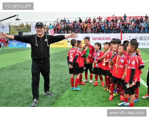 足球教练网络研讨会，职业发展资源共享